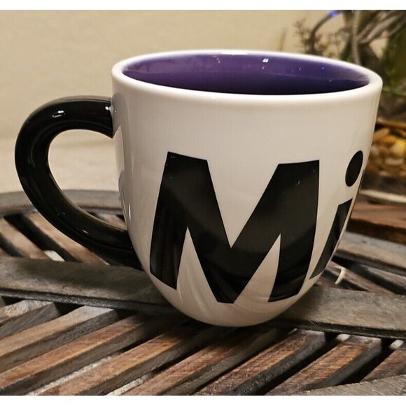 Authentic Original Disney Parks Minnie Mouse Mug - Picture 1 of 10